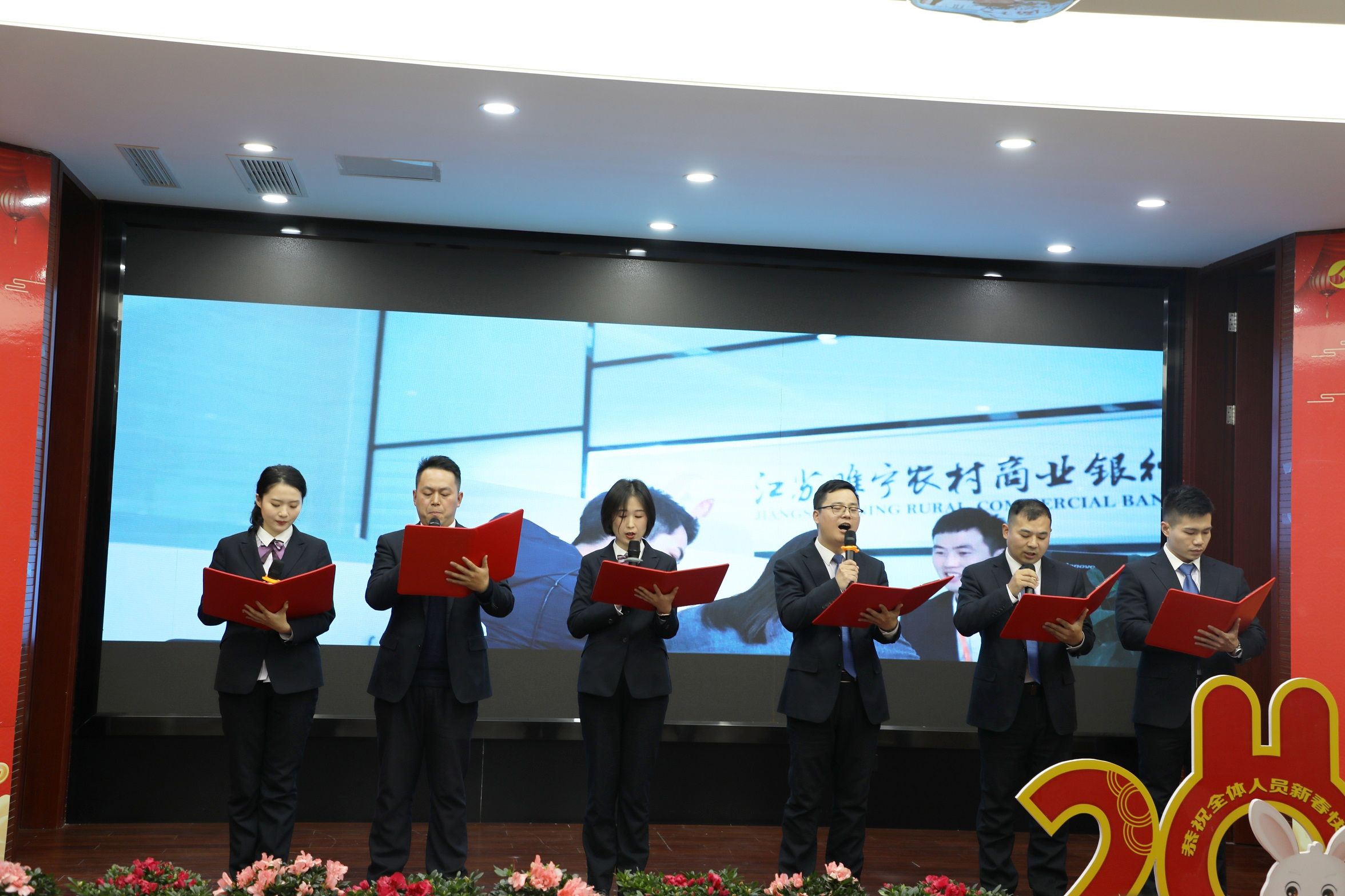 诗朗诵《十年精彩 同庆辉煌》