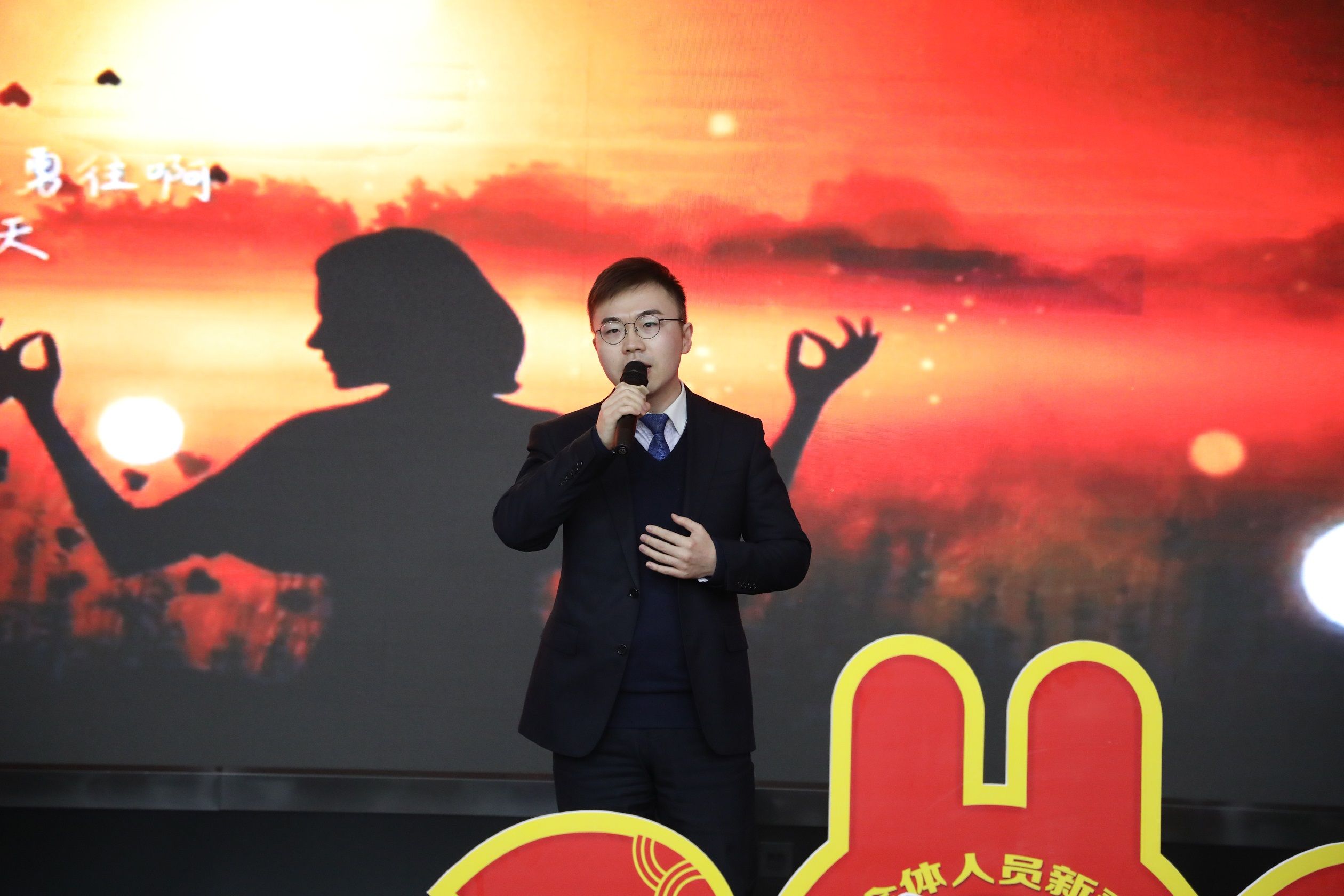 歌曲《如愿》